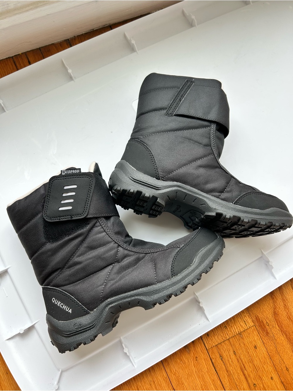 Quechua Essensole Waterproof Winter Snow Boots - Black (Size EU 35 / US Kids 3.5